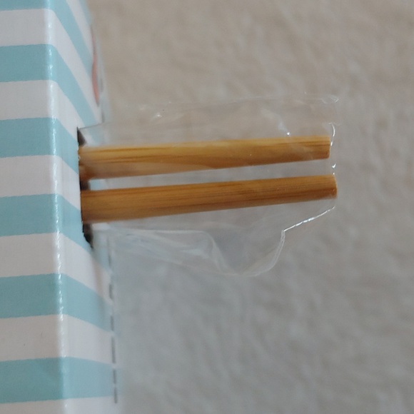 🎁🌈Hello Kitty & Friends Ramen Bowl w/chopsticks $20 - Picture 7 of 10